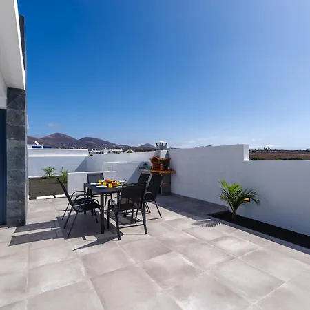 Semesterbostad Ereza Salitre *